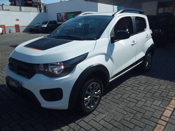 FIAT MOBI 1.0 EVO FLEX TREKKING MANUAL FIAT MOBI 1.0 EVO FLEX TREKKING MANUAL